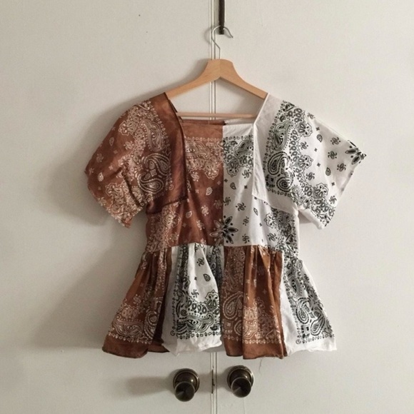 Handmade Half&Half Bandana Ruffled Blouse SKU 1592. - Picture 6 of 10